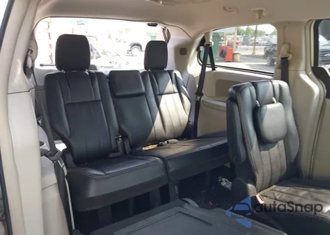 2012 Chrysler Town & Country Touring из США, поврежденный, VIN 2C4RC1BG5CR320553